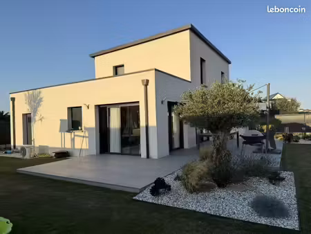 maison 7 pièces 110 m²