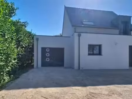 location maison à ploërmel (56800) : à louer / 112m² ploërmel