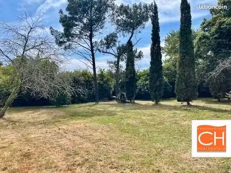 terrain 300 m² libourne