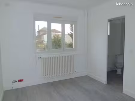 studio 1 pièce 19 m²