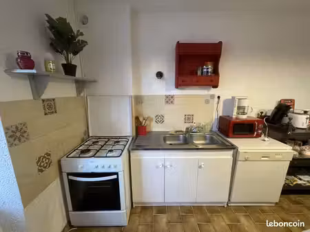 studio 1 pièce 30 m²