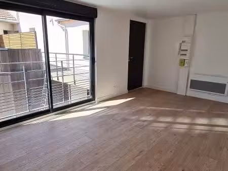 studio 1 pièce 24 m²
