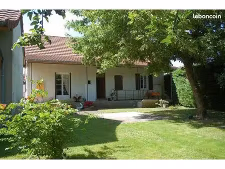 maison 5 pièces 104 m²