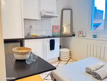 ? studio meublé idéal étudiant – face à l'espace coty