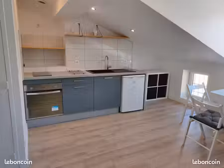 charmant t2 sous les toits – 24m² au sol (19m² carrez)