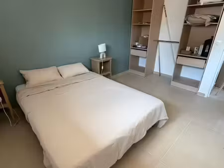 location t2 bas de maison - extérieur/parking
