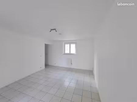 studio 1 pièce 24 m²
