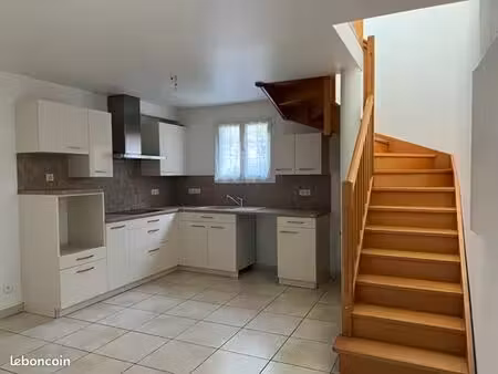 chatillon en michaille loue appartement