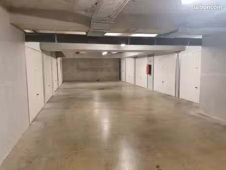 grand garage box double