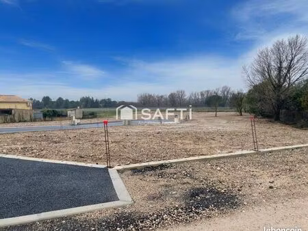 terrain 350 m² gignac