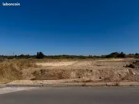 terrain 304 m² loupian