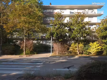 appartement 3 pièces . 2 chambres . 75 15 m². meylan