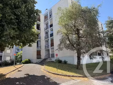 appartement 3 pièces 70 m²