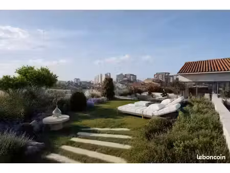 exceptionnel - appartement roof-top (160m² )+ terrasse et jardin suspendu (97m² ) - toulou