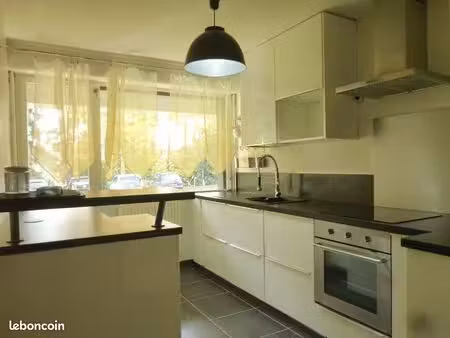 appartement 3 pièces 81 m²