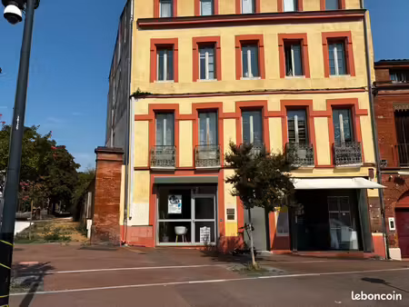 local commercial