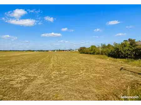 terrain 481 m² montlouis sur loire