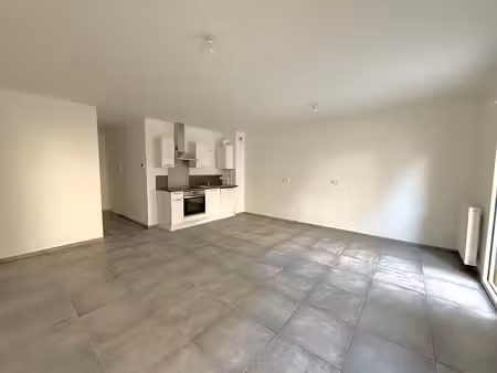 t4 avec jardin et terrasse privatifs de 38m² - caluire bourg