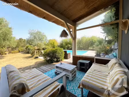 maison 8 pièces 215 m²