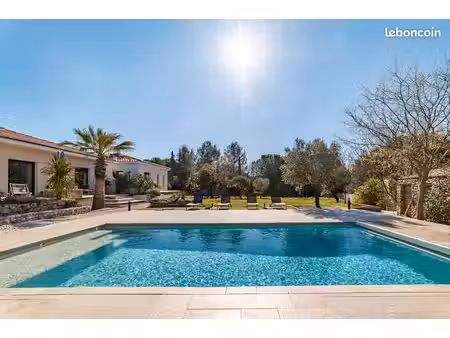 propriete 12 pièces 295 m2