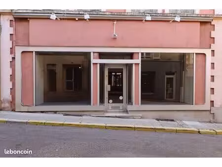 local commercial 75 m² la côte-saint-andré