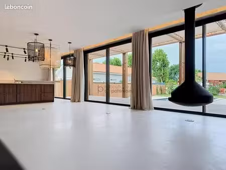 maison 4 pièces 141 m²