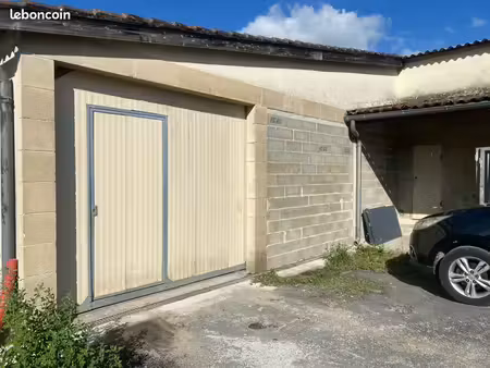 location entrepôt / box