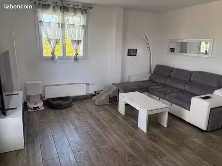 t3 58 m² avec terrasse  dernier étage et parking – reims val de murigny