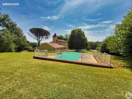 maison 8 pièces 227 m²