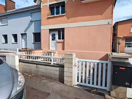 maison 140 m² – 4 chambres – rénovation déjà engagée – bure