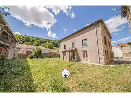 maison de village 6 pièces 247 m²