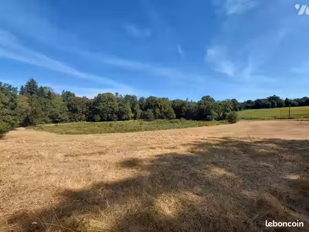 bien agricole 17750 m² malguenac