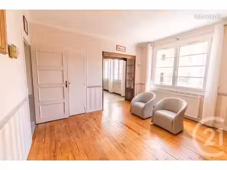 appartement 3 pièces 67 m²
