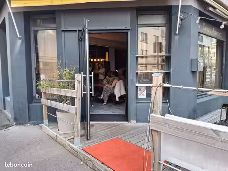restaurant spectacle a vendre