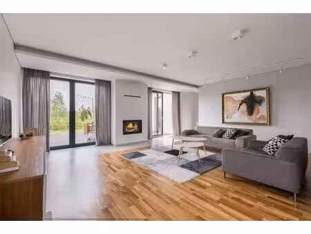 tres rare t4 avec jardin à seulement 650m de la future ligne 15 !
