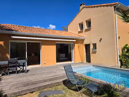 maison saint marc sur mer