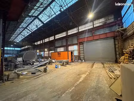 entrepôt 1000 m² hautmont