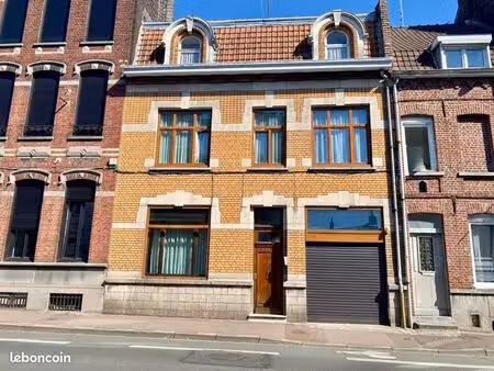 maison 8 pièces 197 m²
