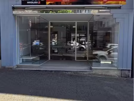 local commercial plein centre ville