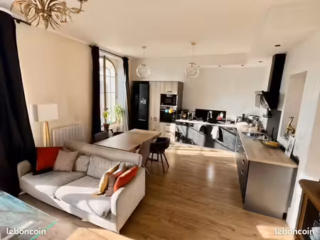appartement rénové t2bis de 56m²