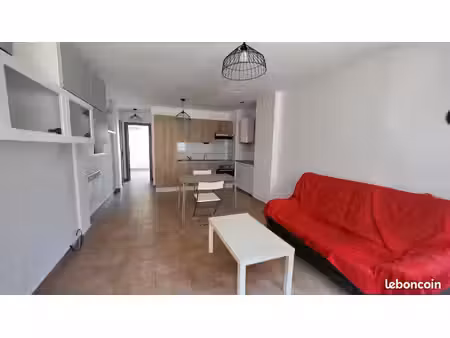 appartement rénové 43 m2 quartier gare