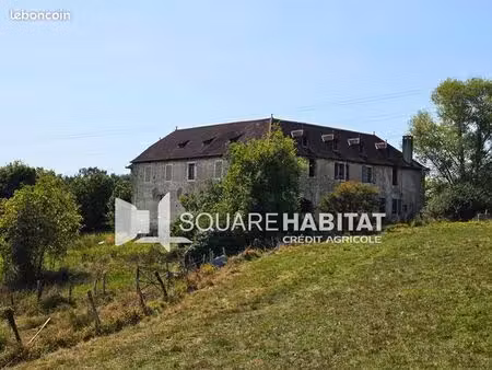 maison 4 pièces 140 m²