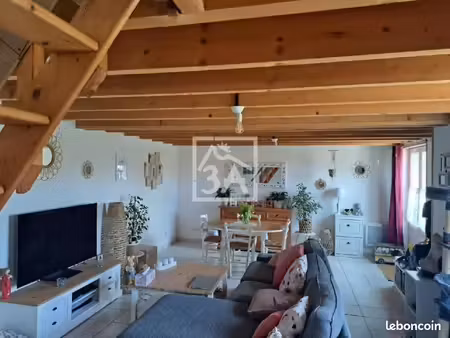 immeuble 8 pièces 299 m²