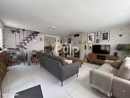 longère 6 pièces 95 m²