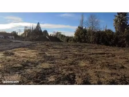 terrain - urcuit