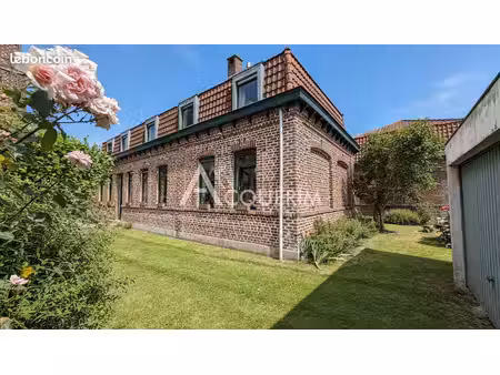 maison 6 pièces 165 m²