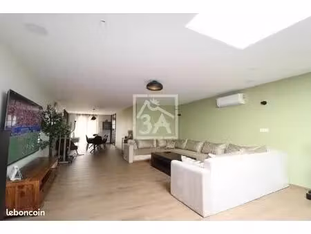 maison 6 pièces 135 m²