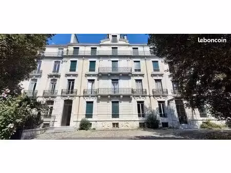 appartement 6 pièces 196 m²