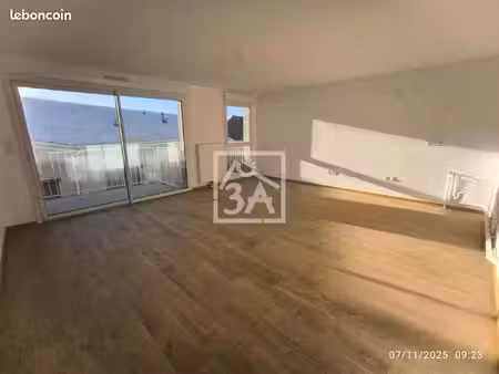 appartement 3 pièces 77 m²