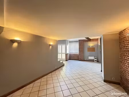 bureaux 70 m² le cateau-cambrésis